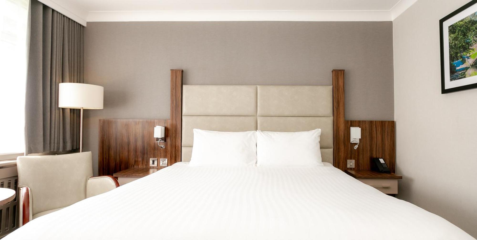 Cedar Court Hotel Huddersfield Extérieur photo