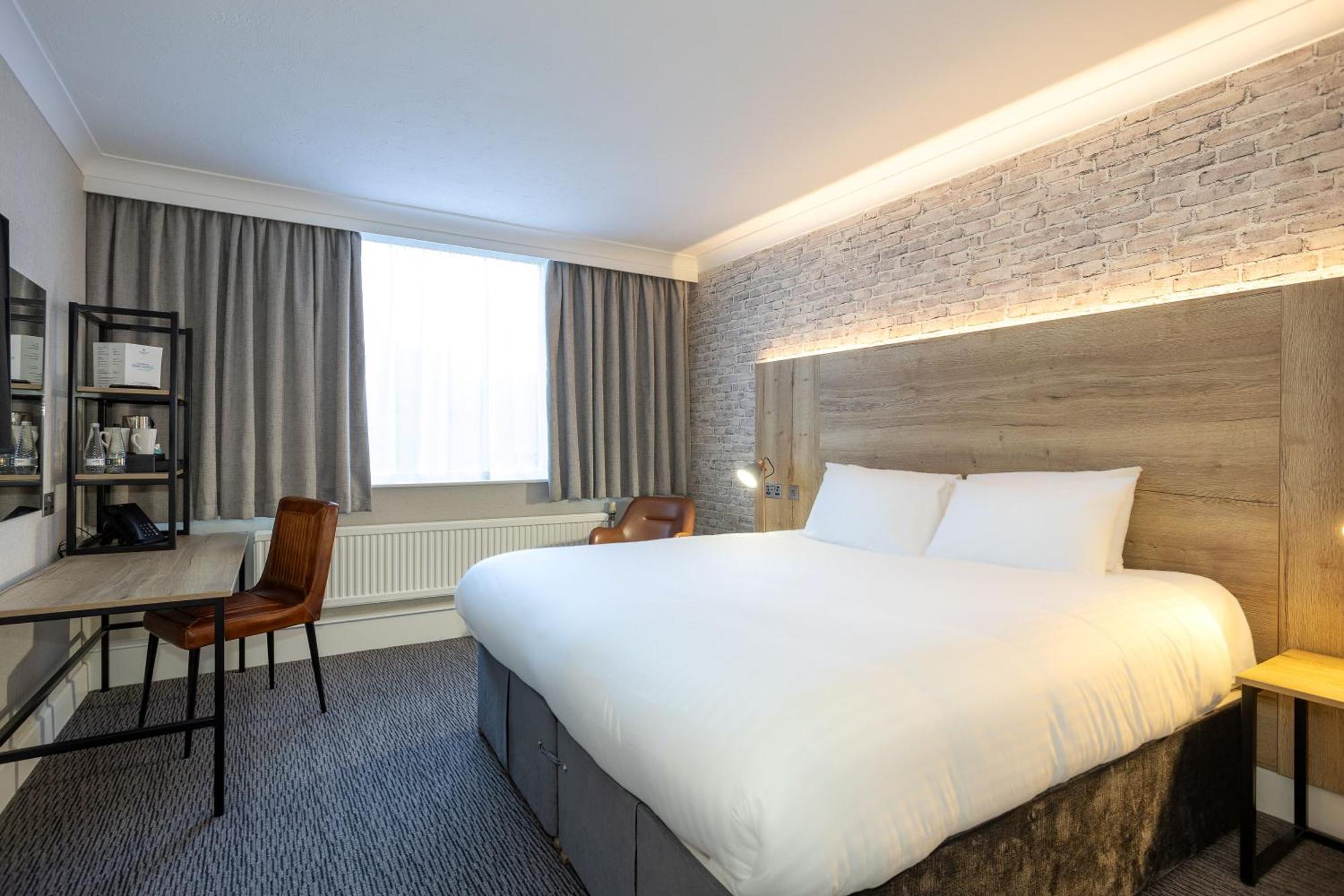 Cedar Court Hotel Huddersfield Extérieur photo